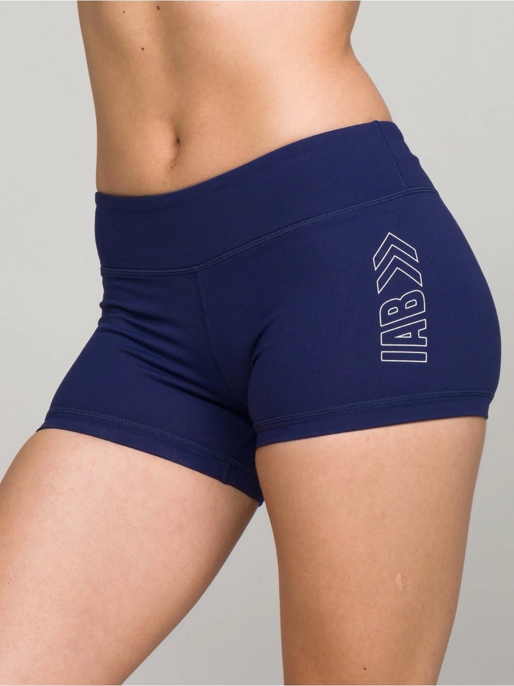 IAB 3 inch BOOTY MIDNIGHT ARROWS shorts size 6 small